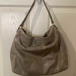 Gorgeous Tory Burch purse